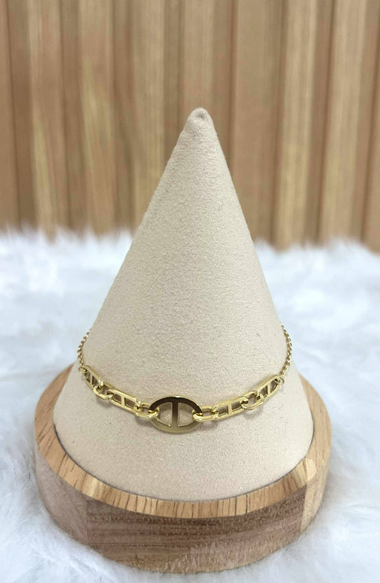 WG003853 Bracelet 18k Saudi Gold  7.5" 2.49g