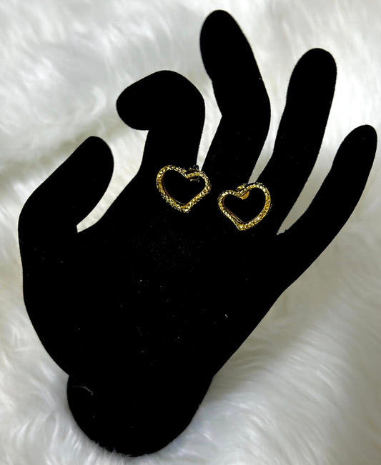 WG02220 E, 18k Saudi Gold Earrings – 1.86 grams