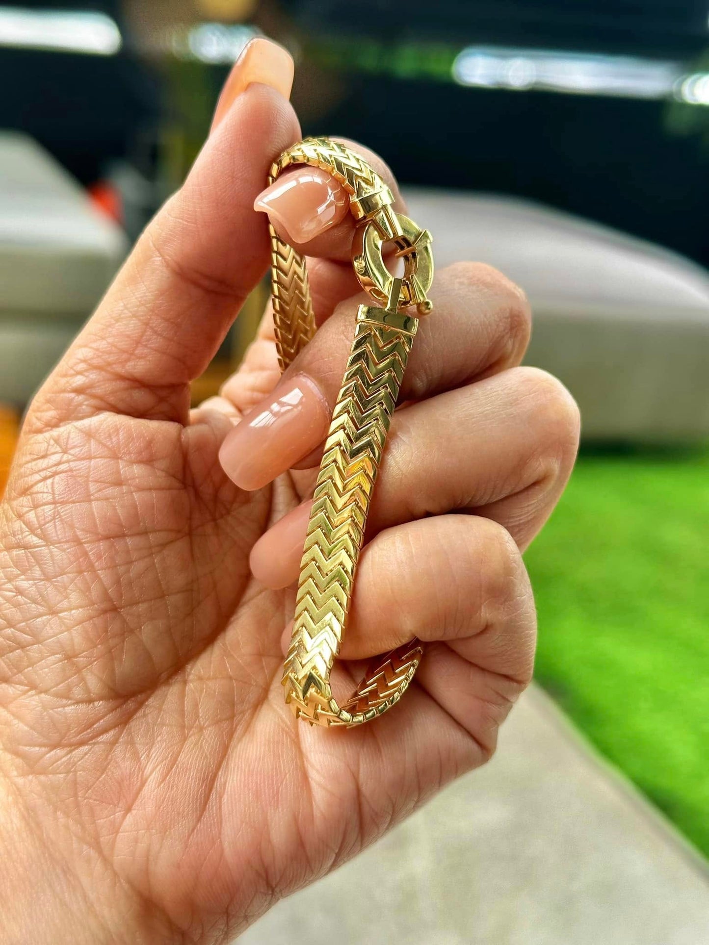 WG03197 18k Saudi Gold Bracelet – 11.69 grams