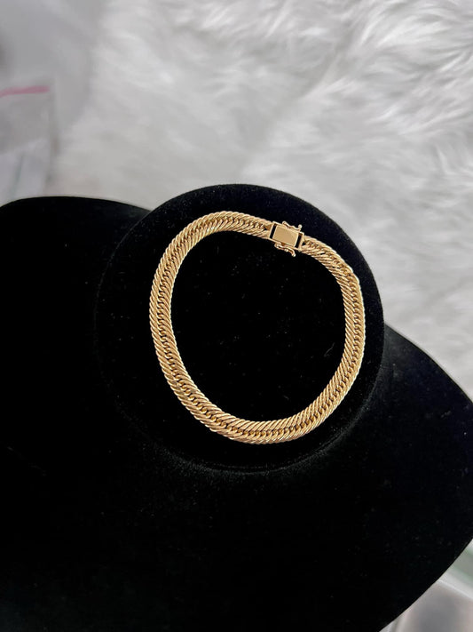 WG03232 18k Saudi Gold Bracelet – 8.34 grams