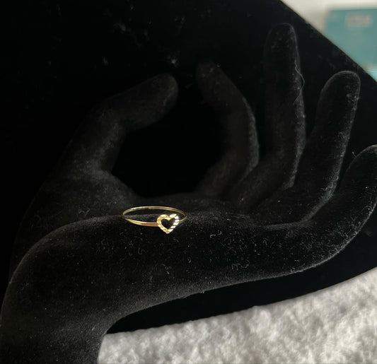 WG03469 R, 18k Saudi Gold Ring – 0.56 grams