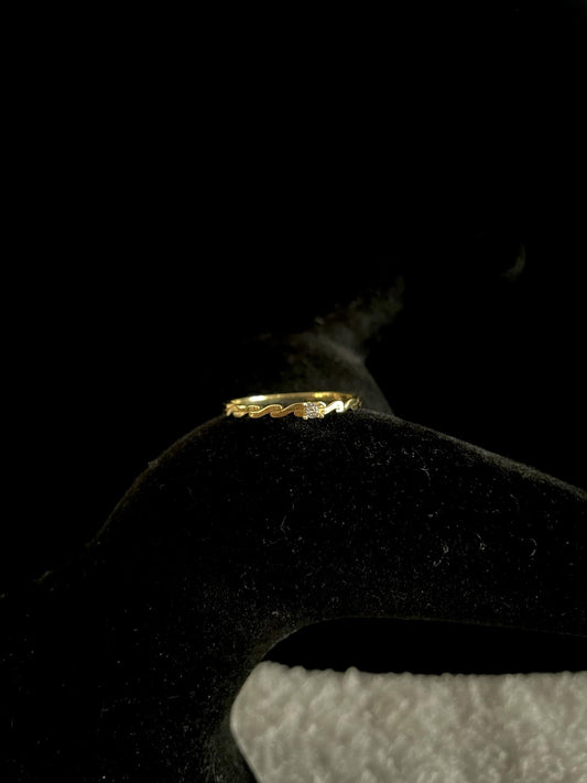 WG03485 R, 18k Saudi Gold Ring – 1.51 grams