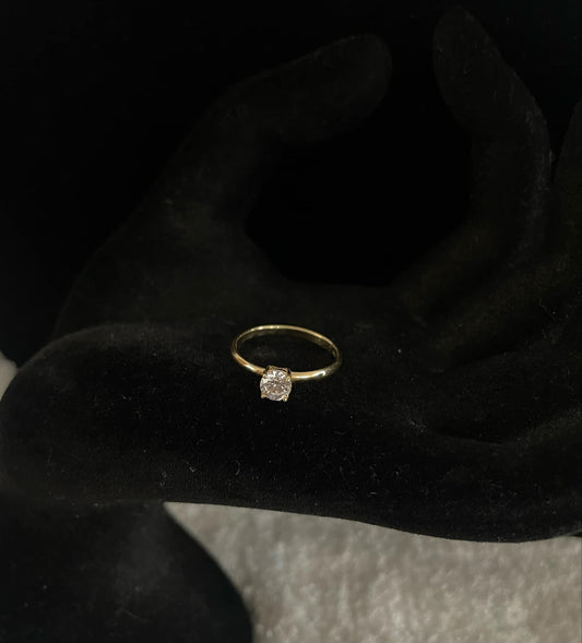 WG03486 R, 18k Saudi Gold Ring – 0.76 grams