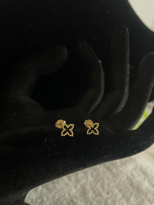 WG03497 E, 18k Saudi Gold Earrings – 1.05 grams