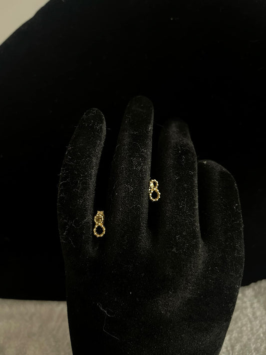 WG03502 E, 18k Saudi Gold Earrings – 1.14 grams